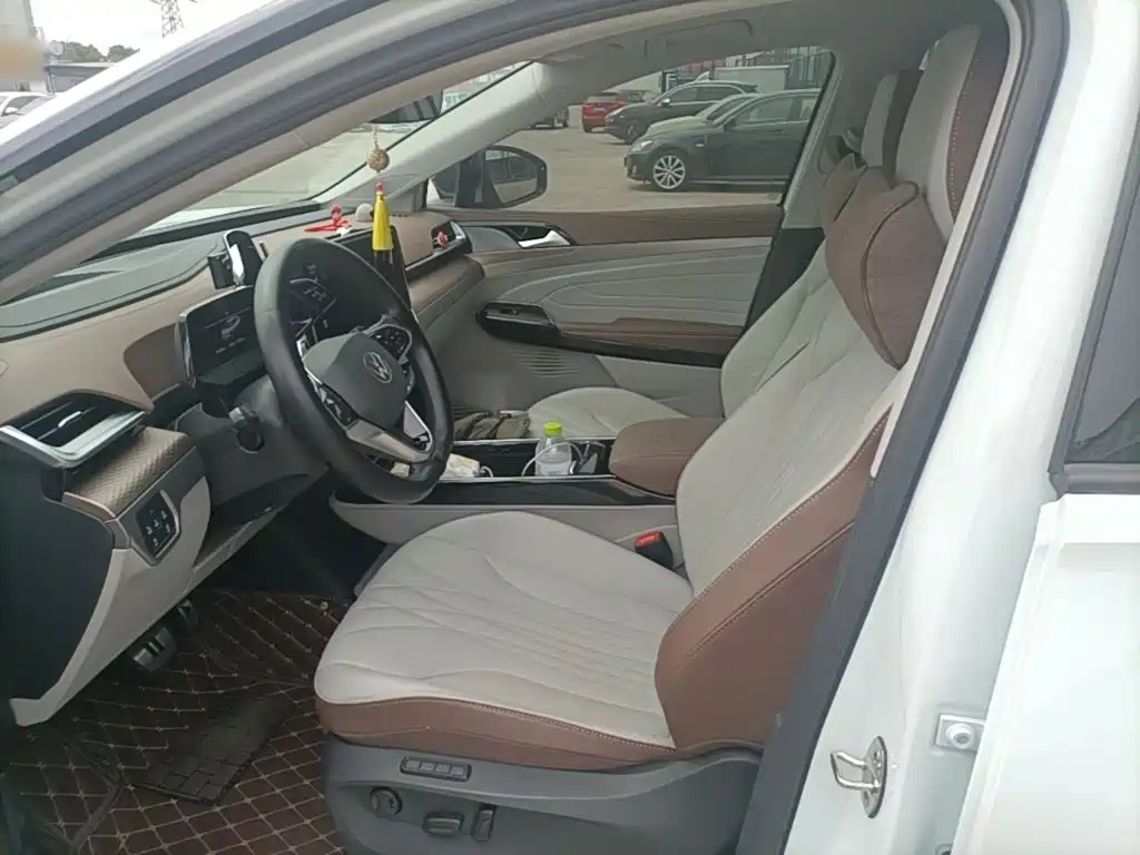 Volkswagen ID.6 X — миниатюра 15