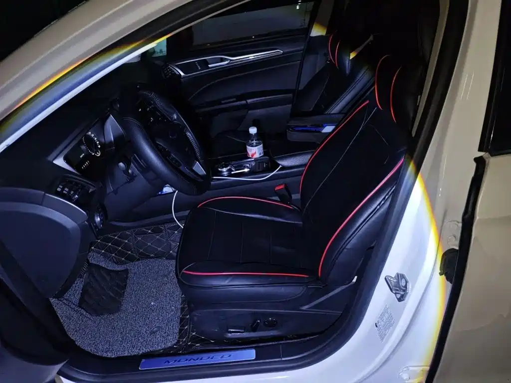 Ford Mondeo — миниатюра 11