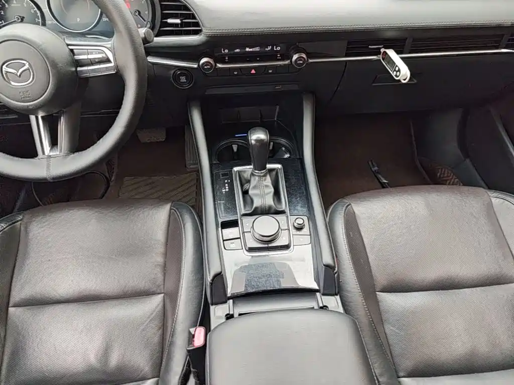 Mazda 3 Axela — миниатюра 14
