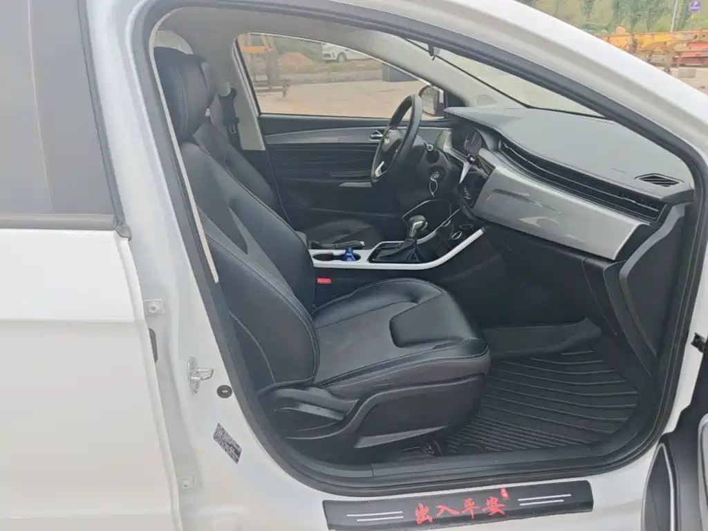 Chery Arrizo 5 — миниатюра 25
