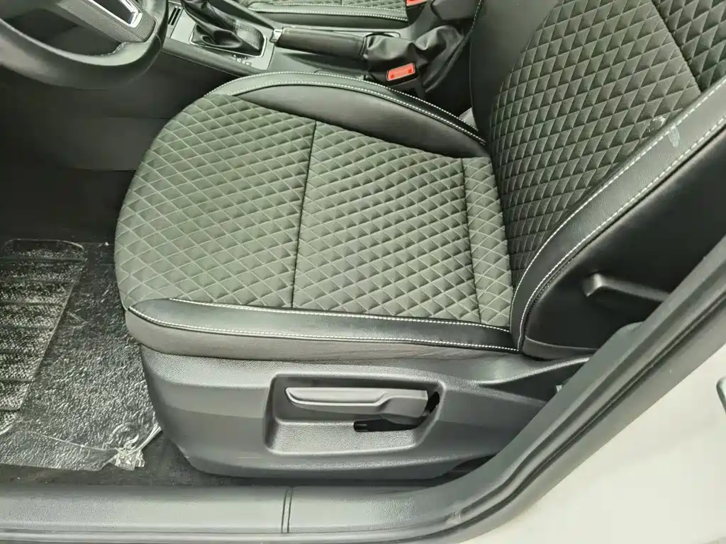 Skoda Octavia — миниатюра 20