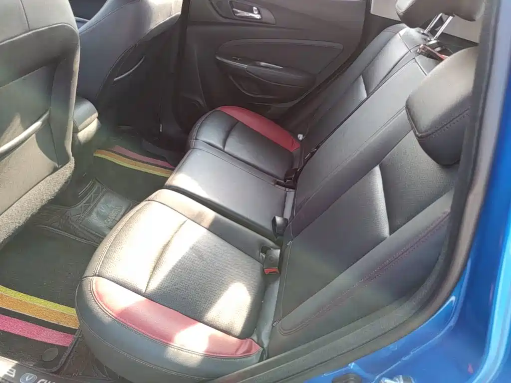 Changan CS15 — миниатюра 17