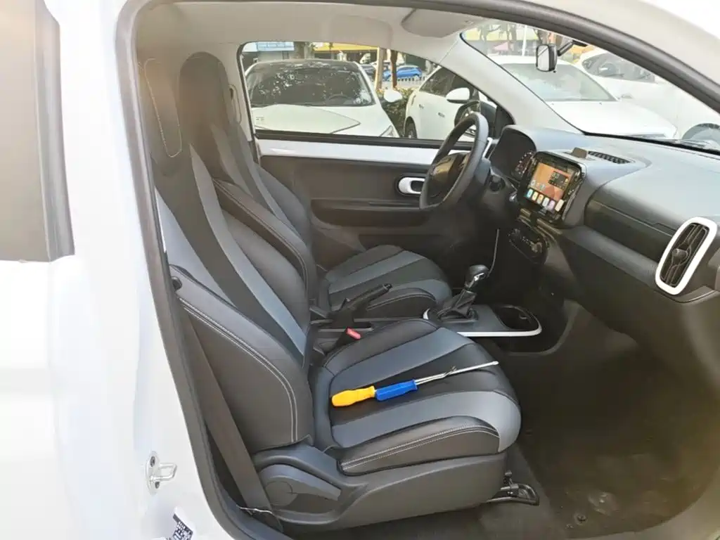 Roewe Clever — миниатюра 25