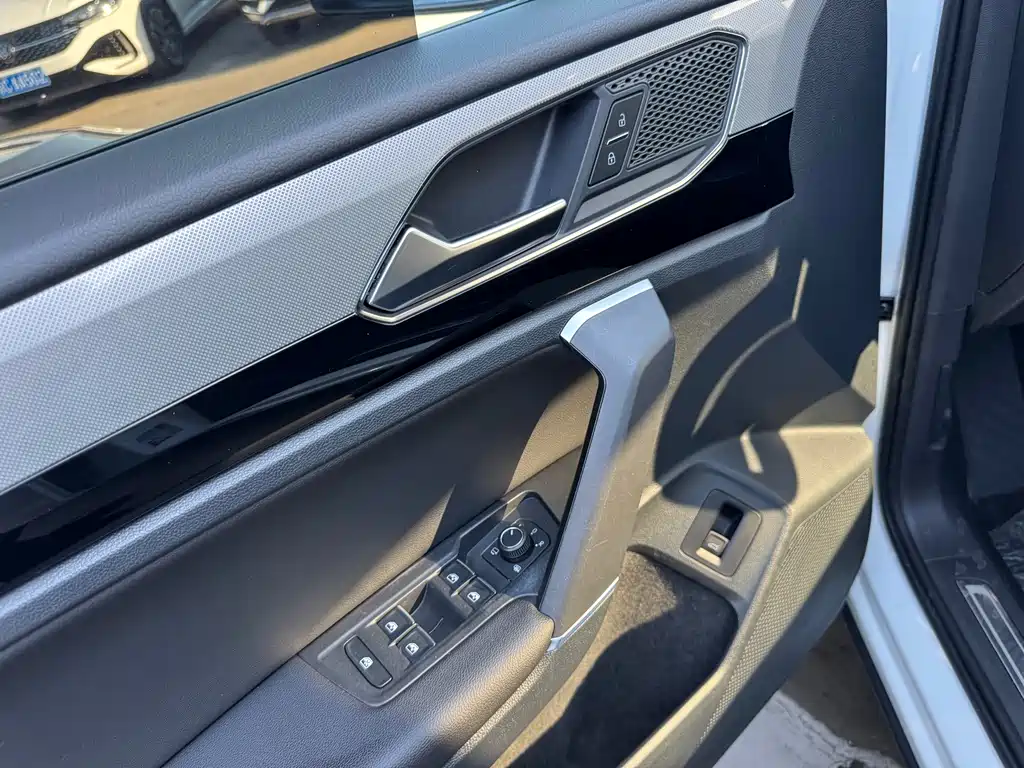 Volkswagen Tayron 2022 330TSI Luxury Smart Connect