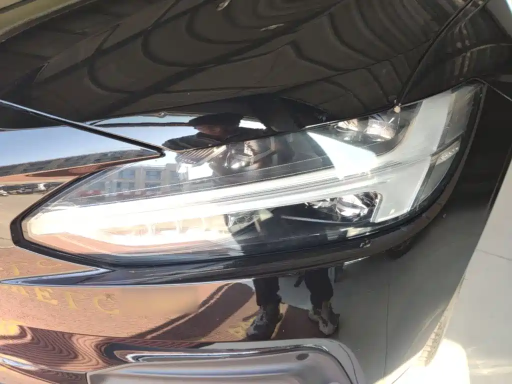 Volvo S90 — миниатюра 24