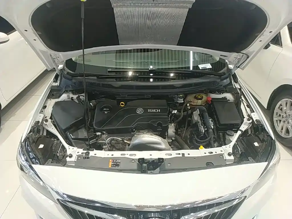 Buick Verano — миниатюра 20