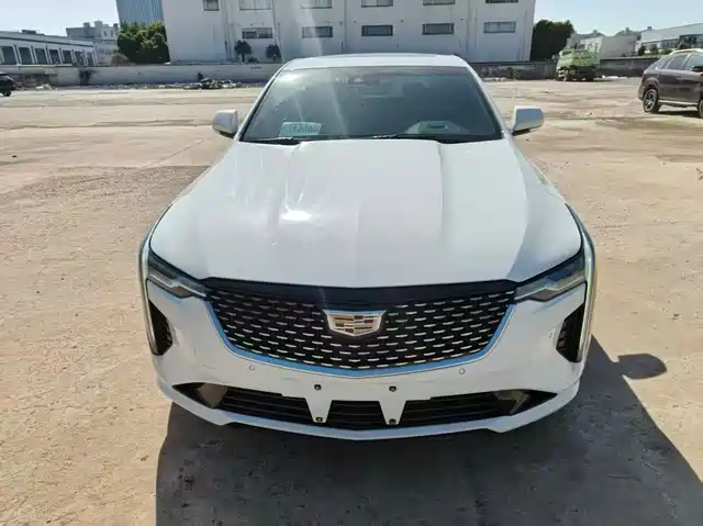 Cadillac CT4