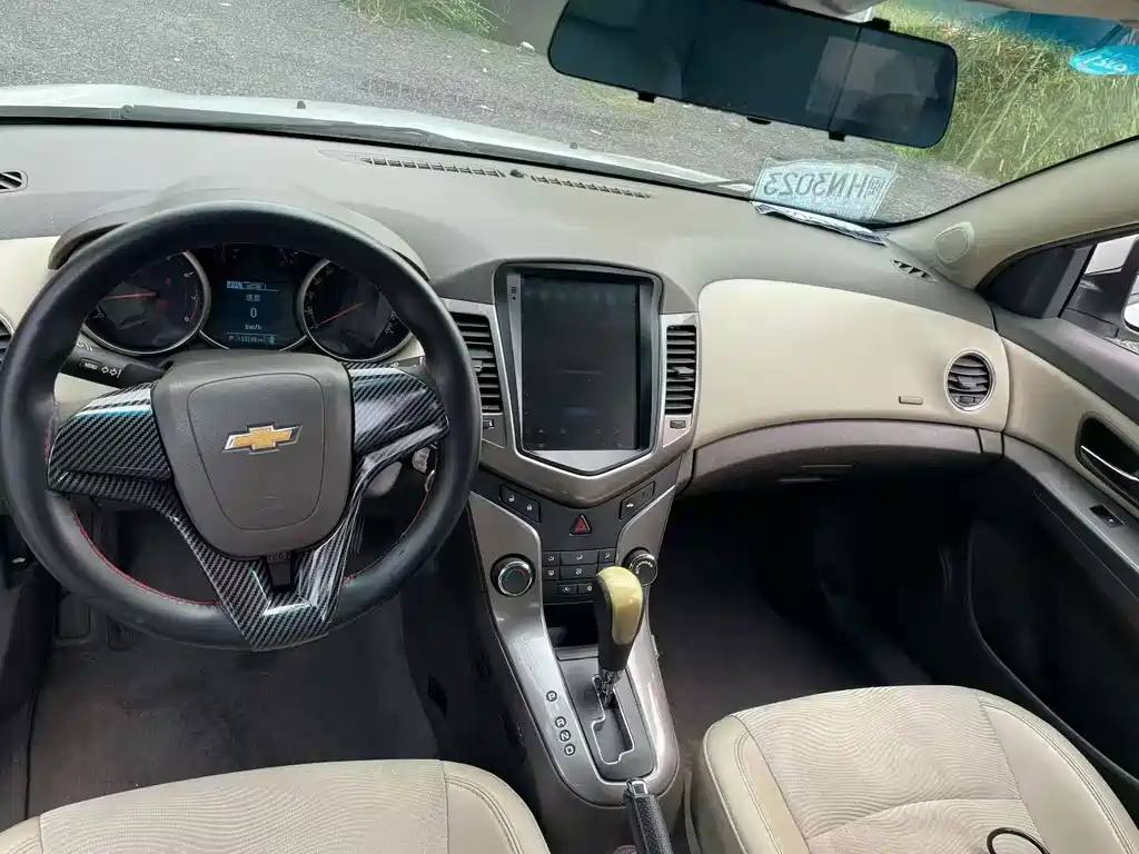 Chevrolet Cruze — миниатюра 8