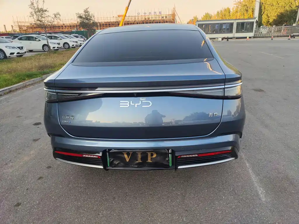 BYD SEAL