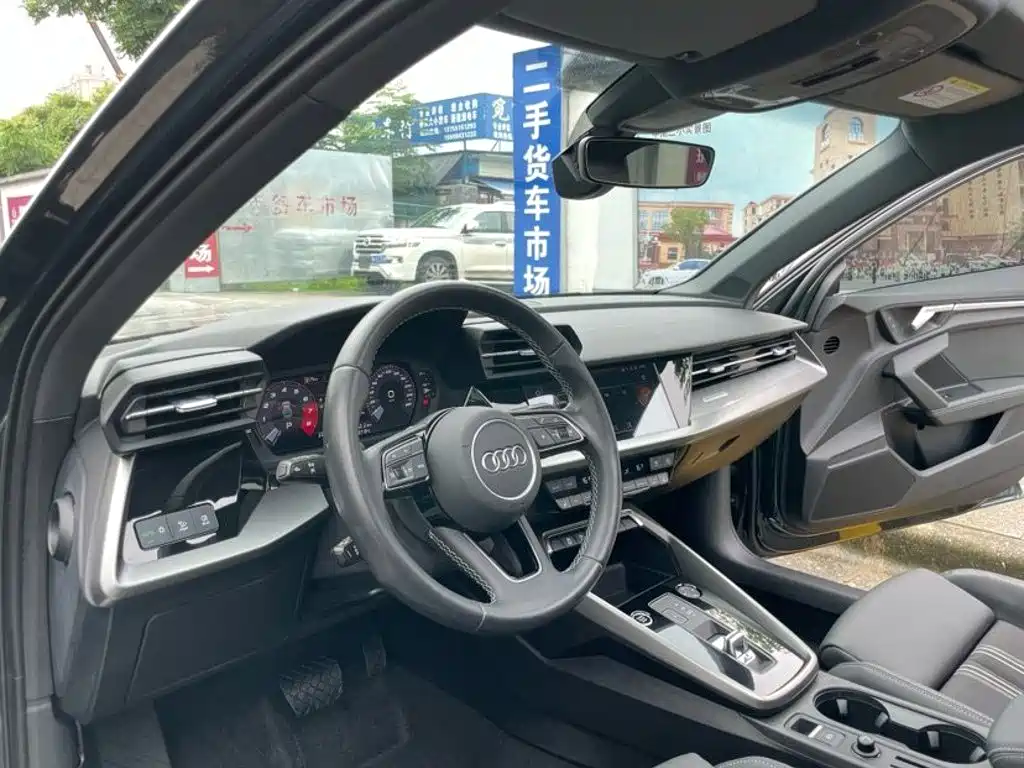 Audi A3 — миниатюра 10