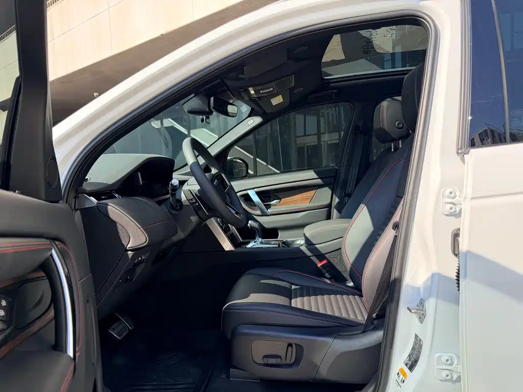 Land Rover Discovery Sport — миниатюра 5
