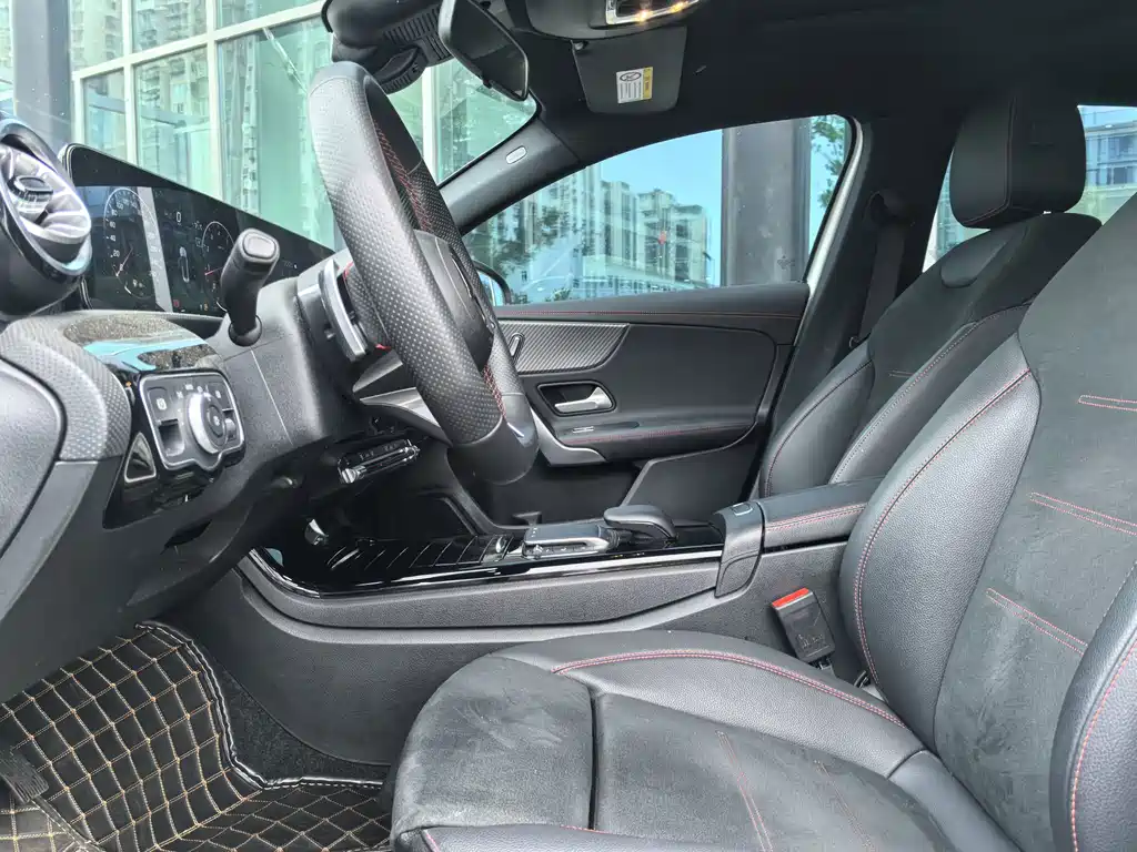 Mercedes-Benz A-Class — миниатюра 10