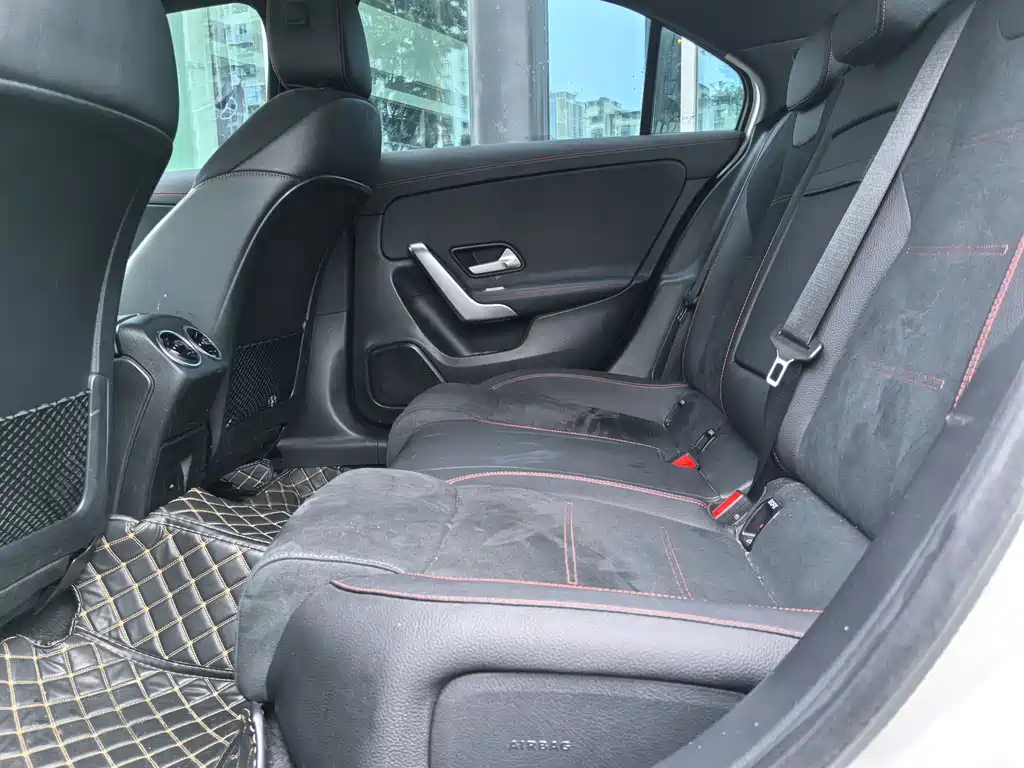 Mercedes-Benz A-Class — миниатюра 13