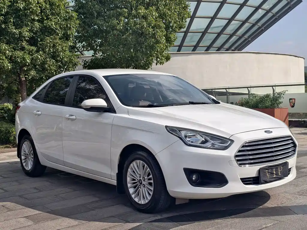 Ford Escort — миниатюра 3