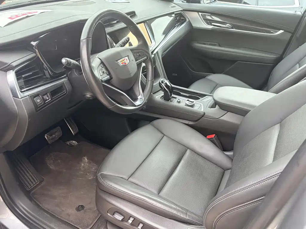 Cadillac XT6 — миниатюра 7