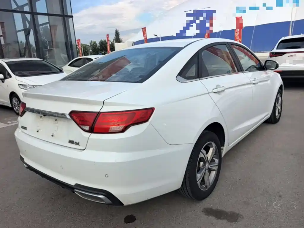 Geely Emgrand GL — миниатюра 7