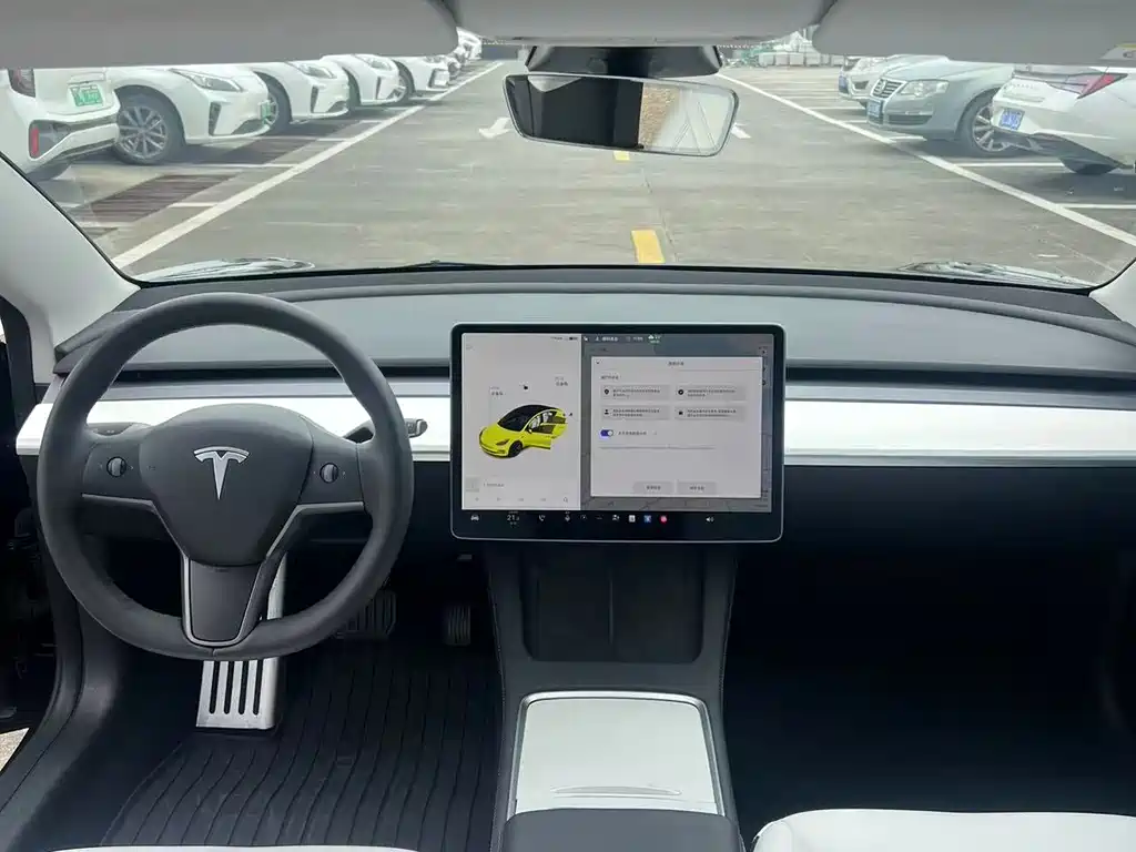 Tesla Model 3 — фотографии объявления, Фото 9