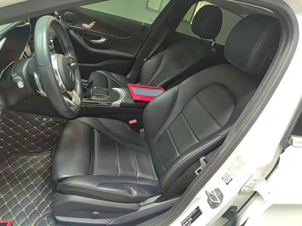 Mercedes-Benz C-Class — миниатюра 15