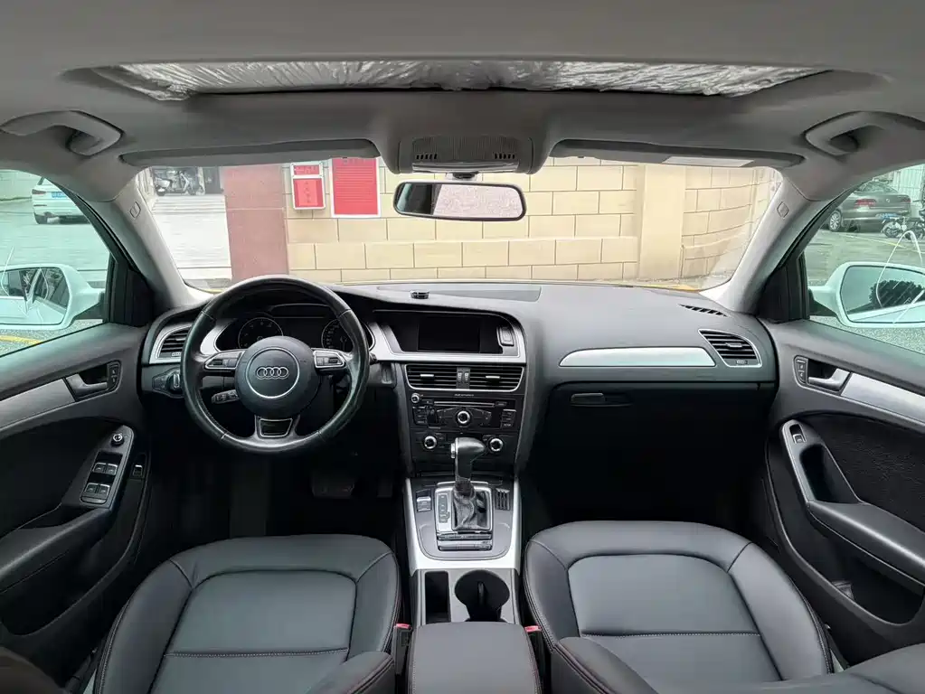 Audi A4L 2015 35 TFSI AT