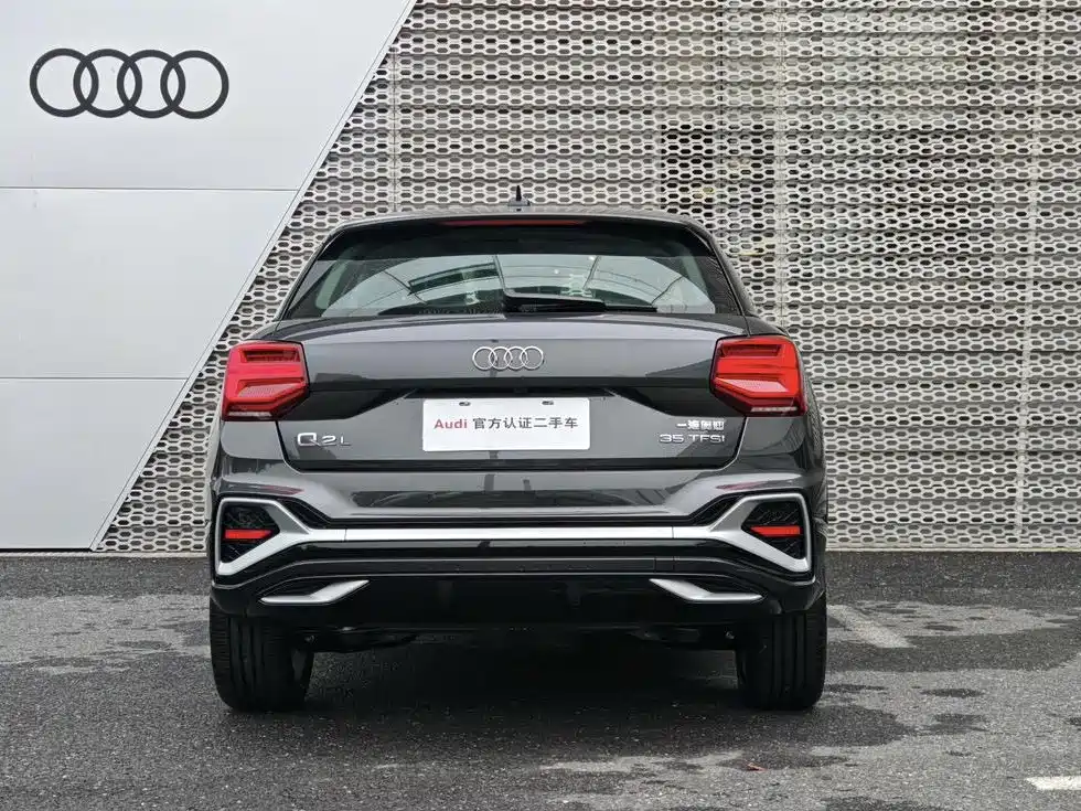 Audi Q2L — миниатюра 5