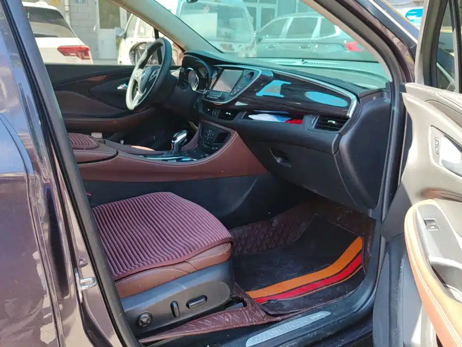 Buick Envision Plus — миниатюра 8