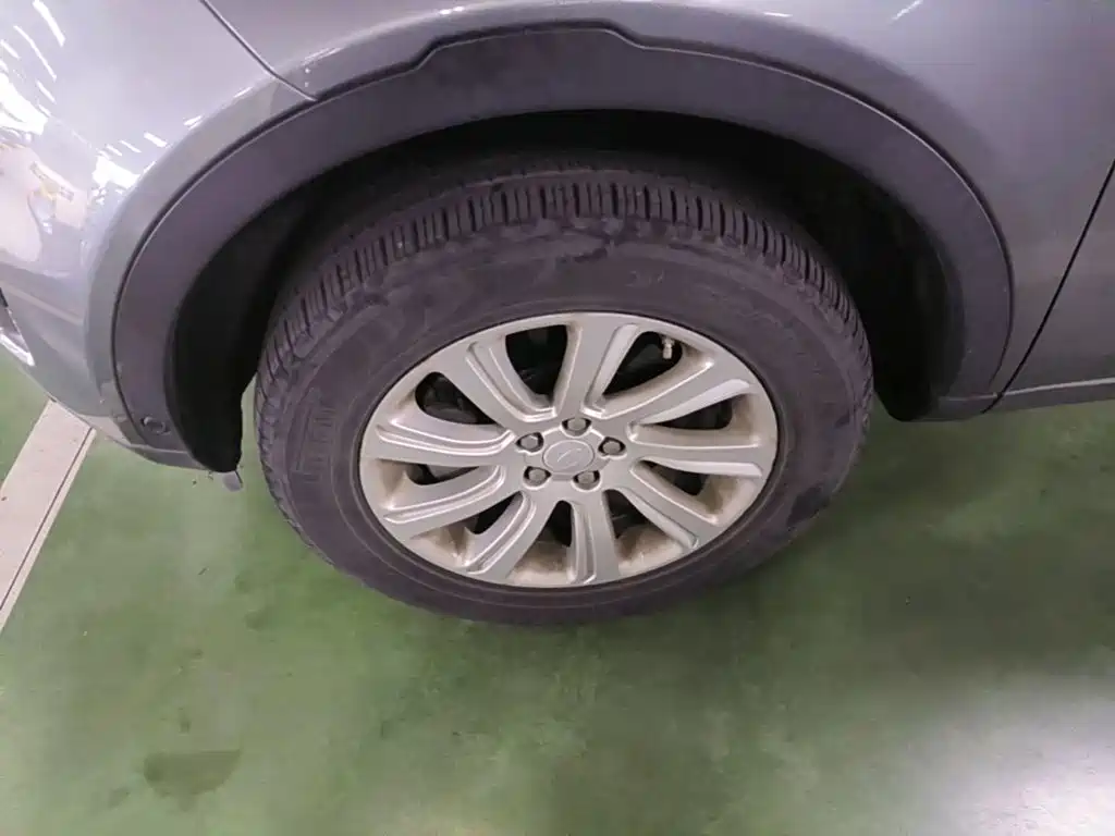 Land Rover Discovery Sport — миниатюра 23