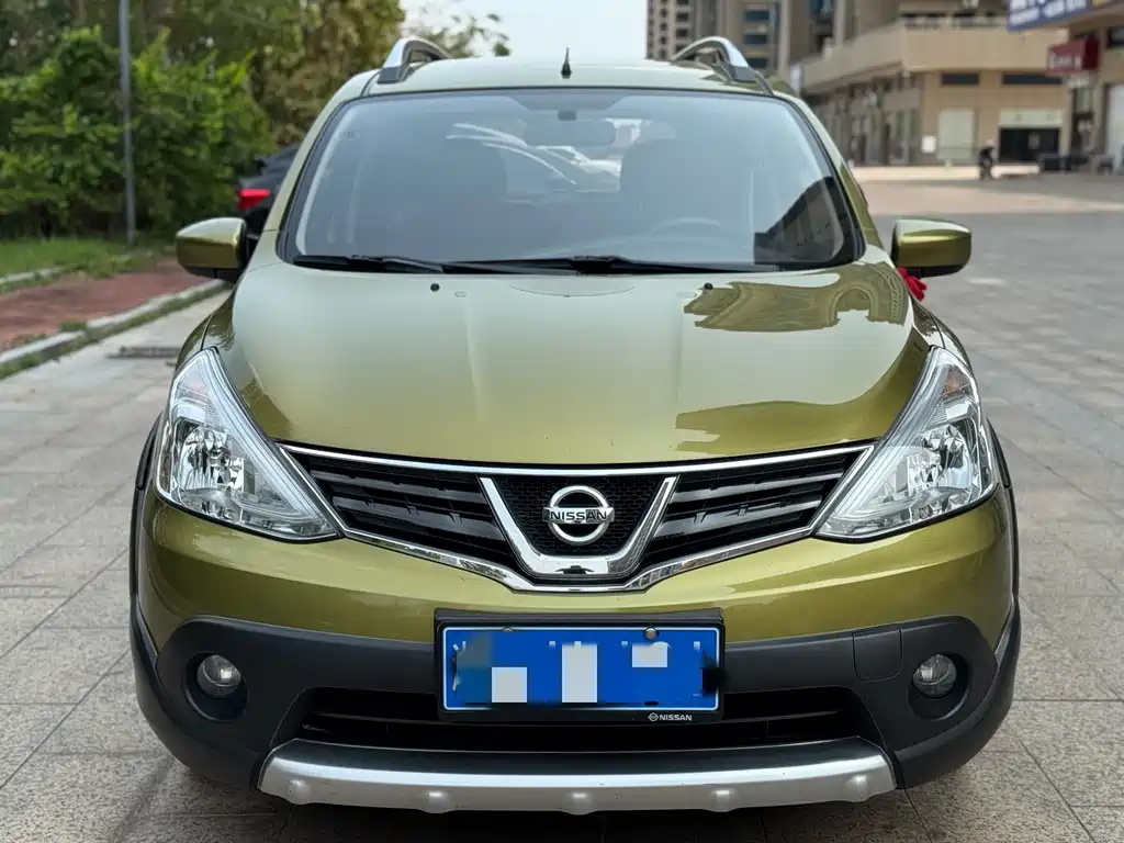 Nissan Livina