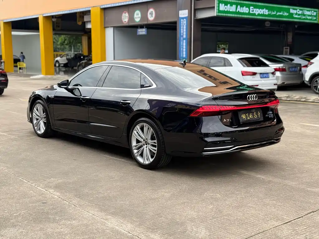 Audi A7L — миниатюра 15