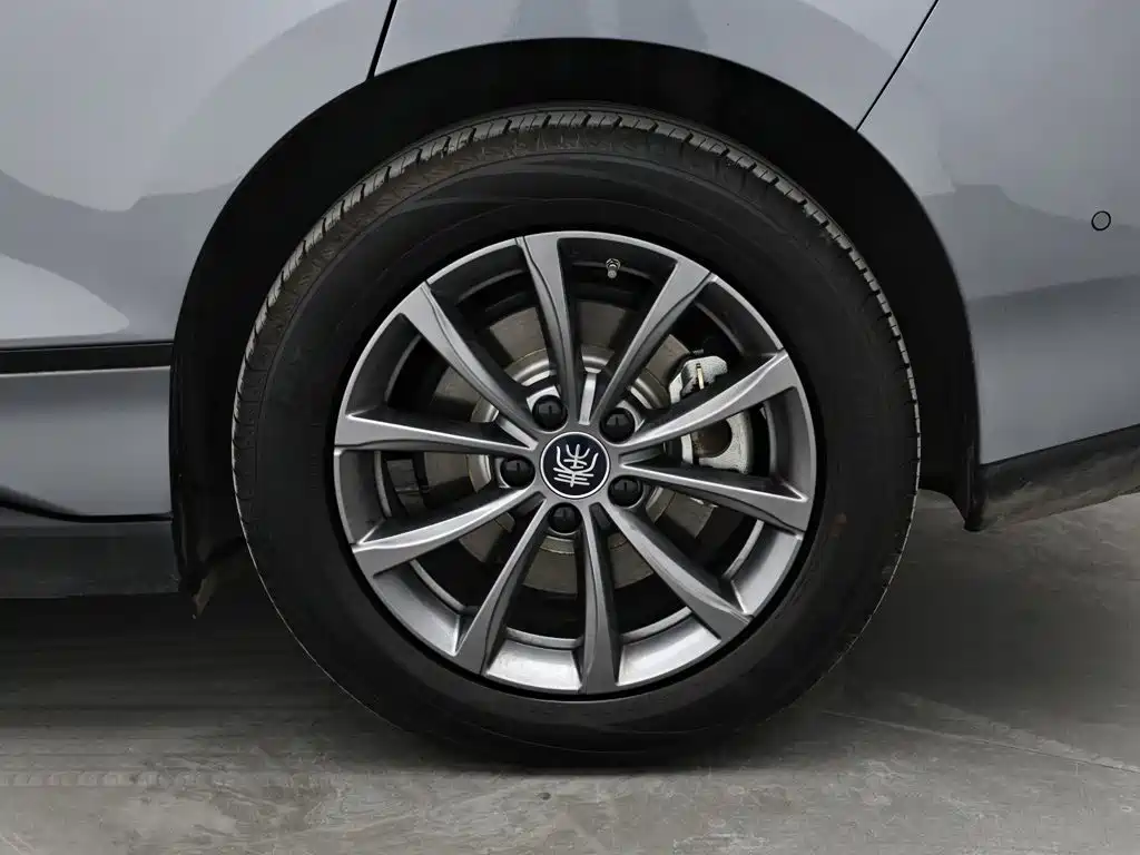 BYD Qin L — миниатюра 8