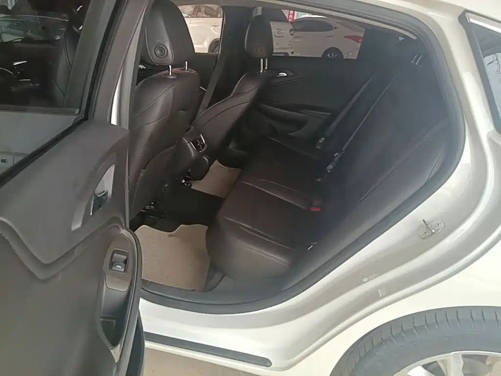 Chevrolet Malibu XL — миниатюра 17