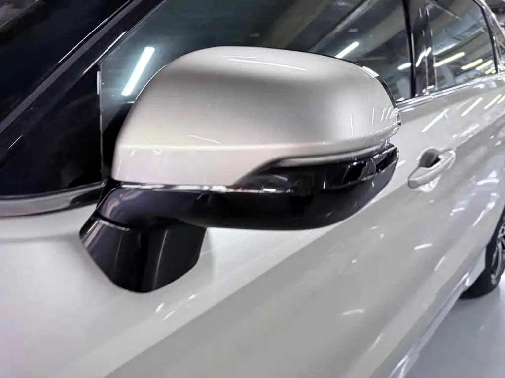 Honda UR-V — миниатюра 6