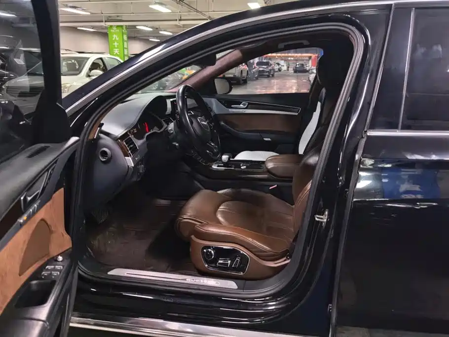 Audi A8 — миниатюра 9