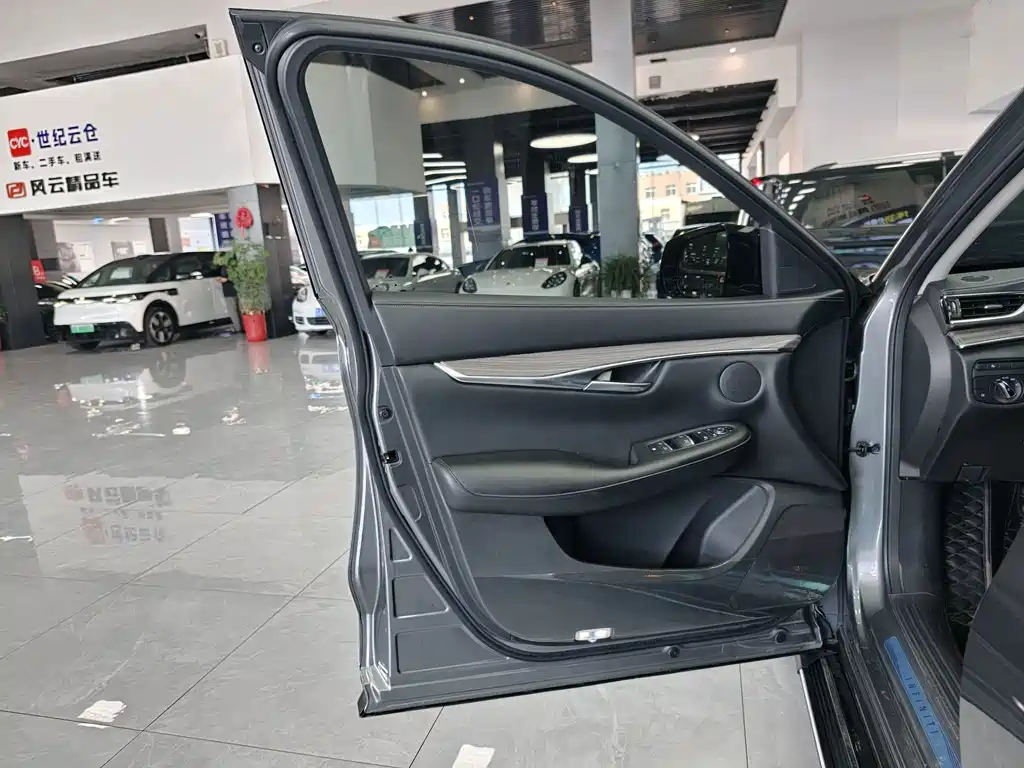 Infiniti QX50 — миниатюра 8