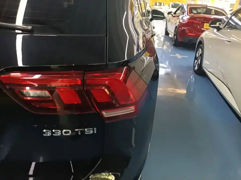 Volkswagen Tiguan L — миниатюра 8