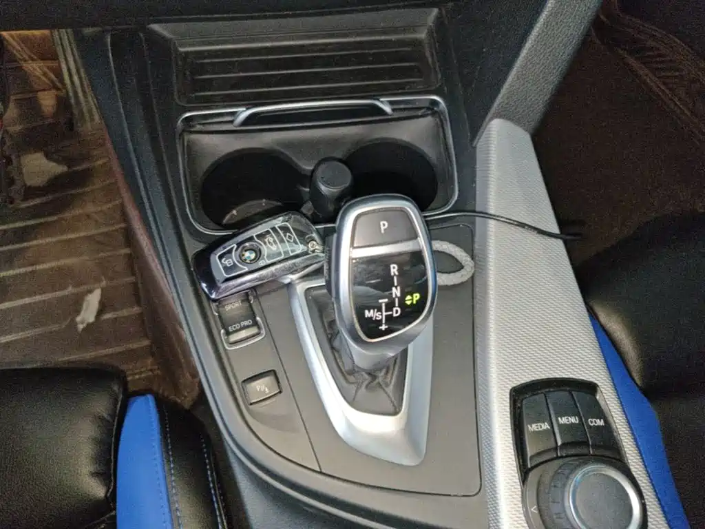 BMW 3 Series — миниатюра 14