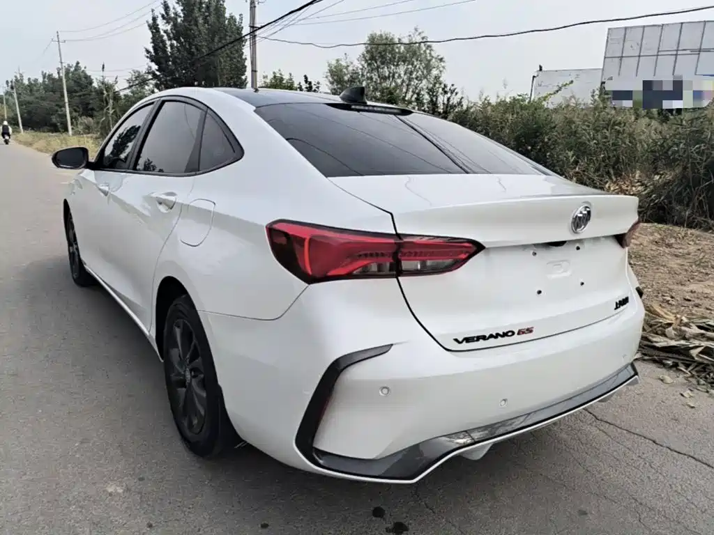 Buick Verano — миниатюра 5