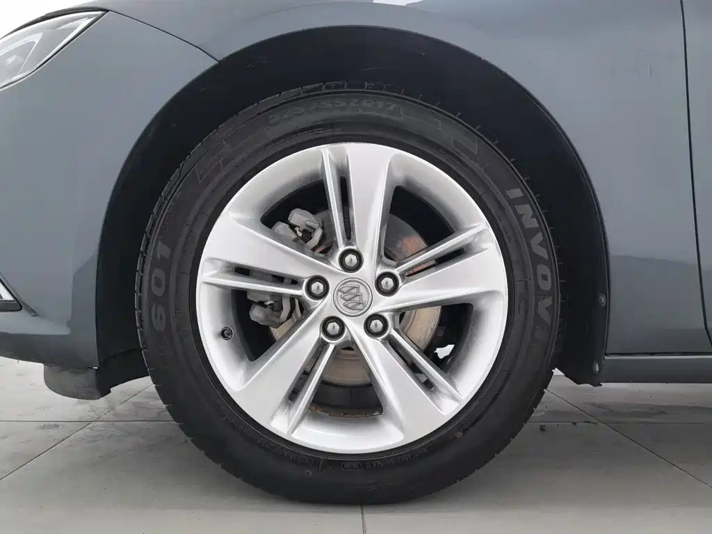 Buick Regal — миниатюра 17