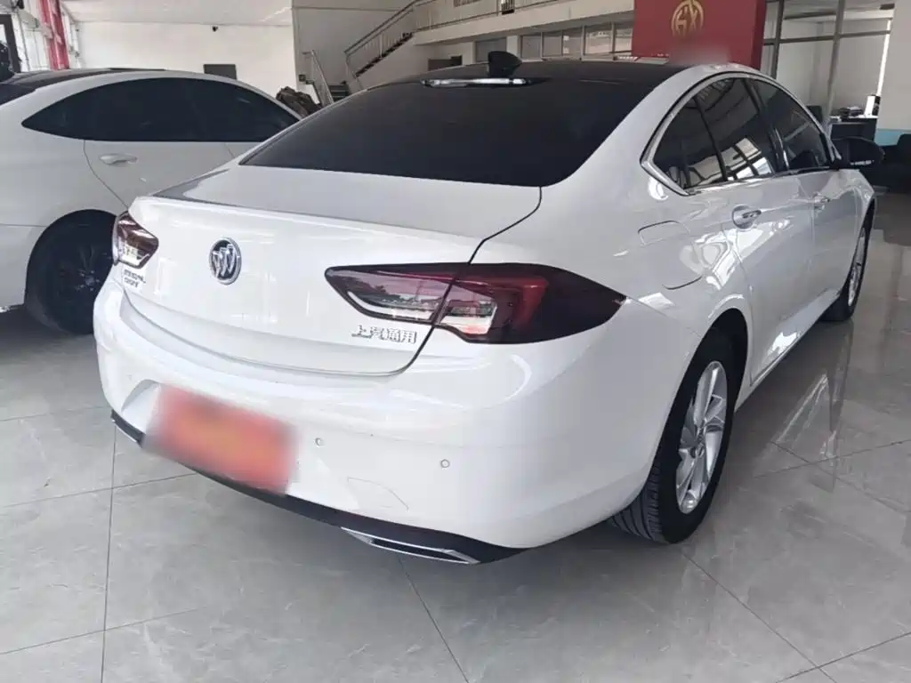 Buick Regal — миниатюра 7