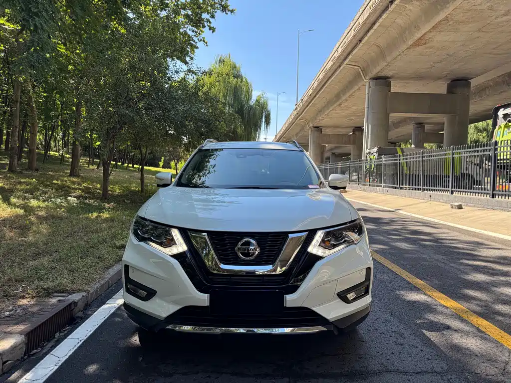 Nissan X-Trail — миниатюра 2
