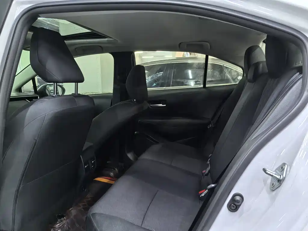 Toyota Corolla — миниатюра 9