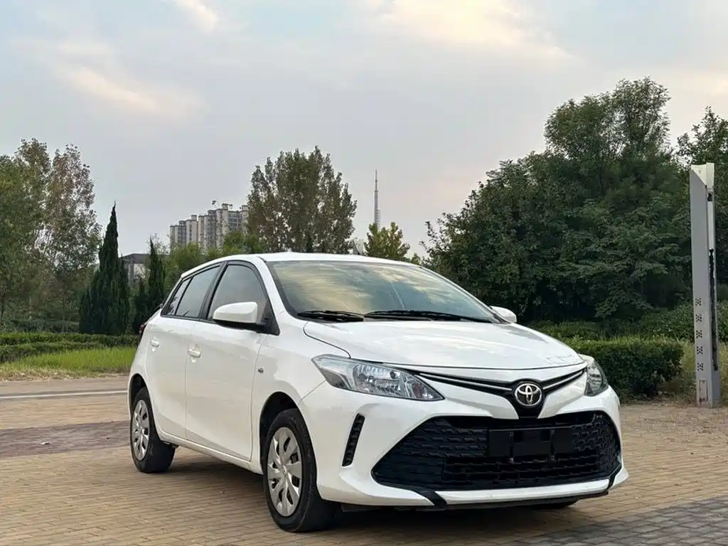 Toyota Vios FS — миниатюра 3