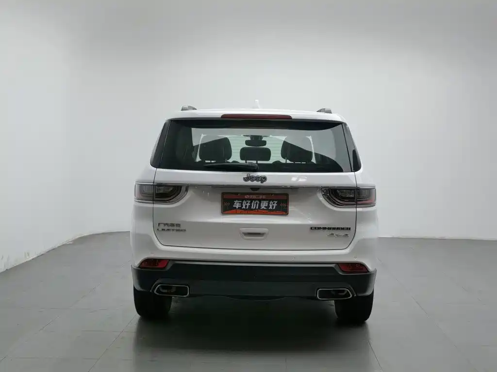 Jeep Commander — миниатюра 4