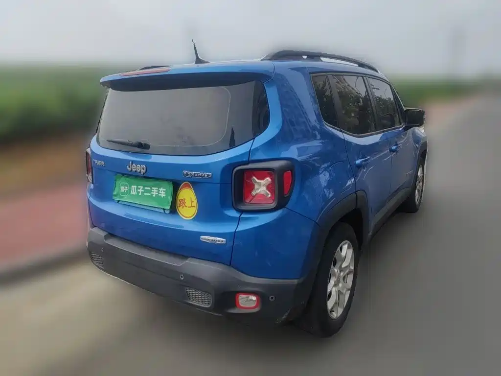 Jeep Renegade — миниатюра 5