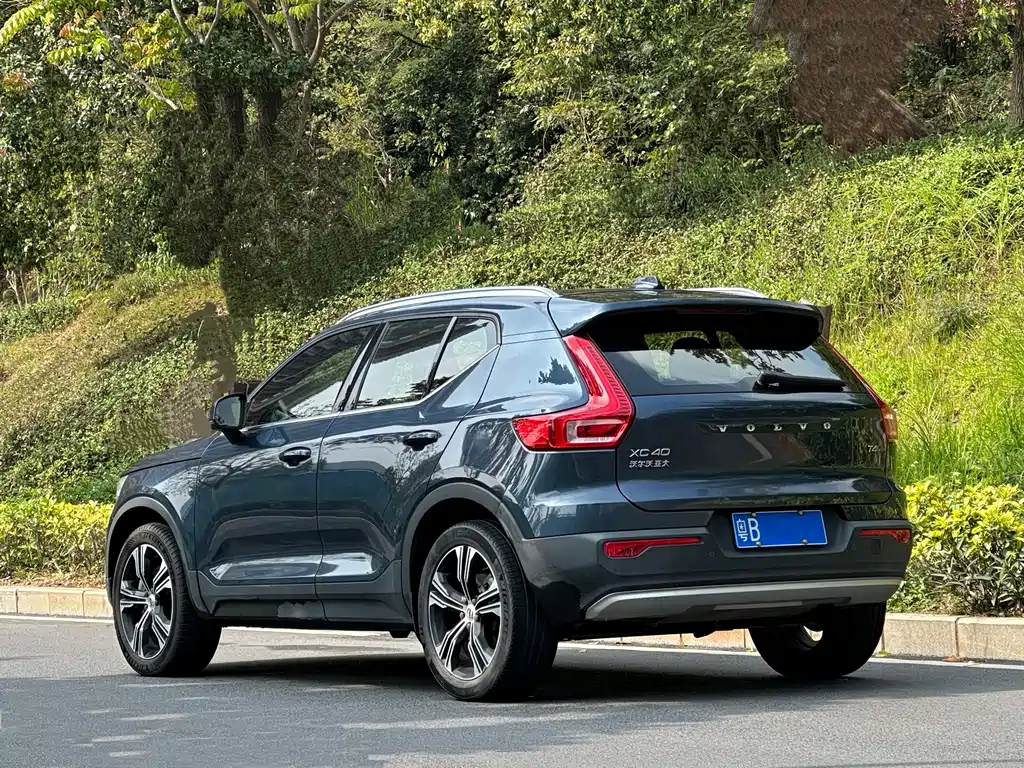 Volvo XC40 — миниатюра 4