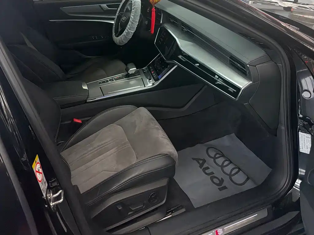 Audi A6L — миниатюра 25
