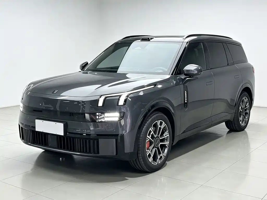 Lynk & Co 900 — миниатюра 3