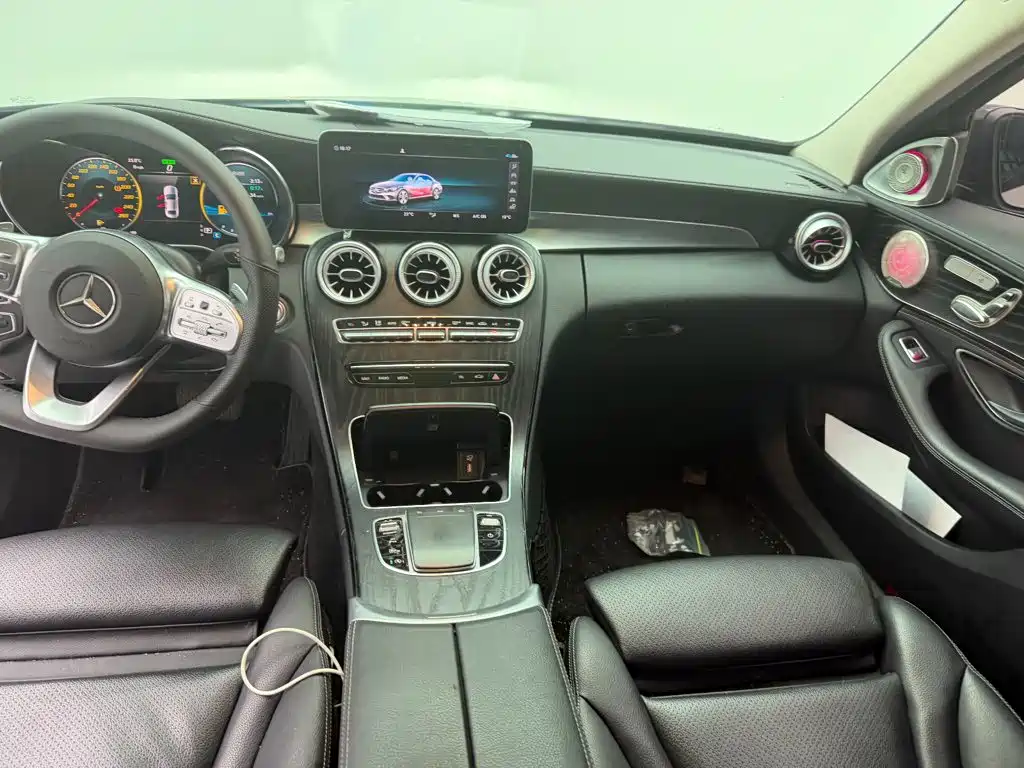 Mercedes-Benz C-Class — миниатюра 4