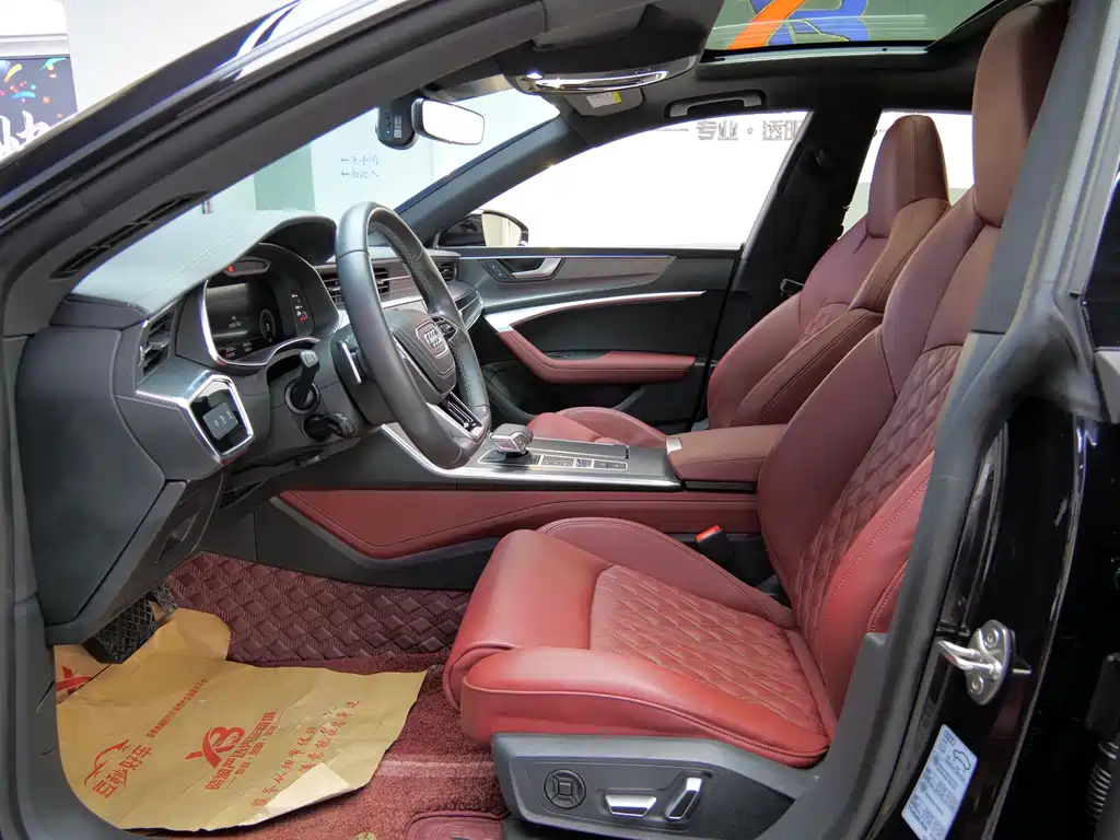 Audi A7L 2024 45 TFSI quattro