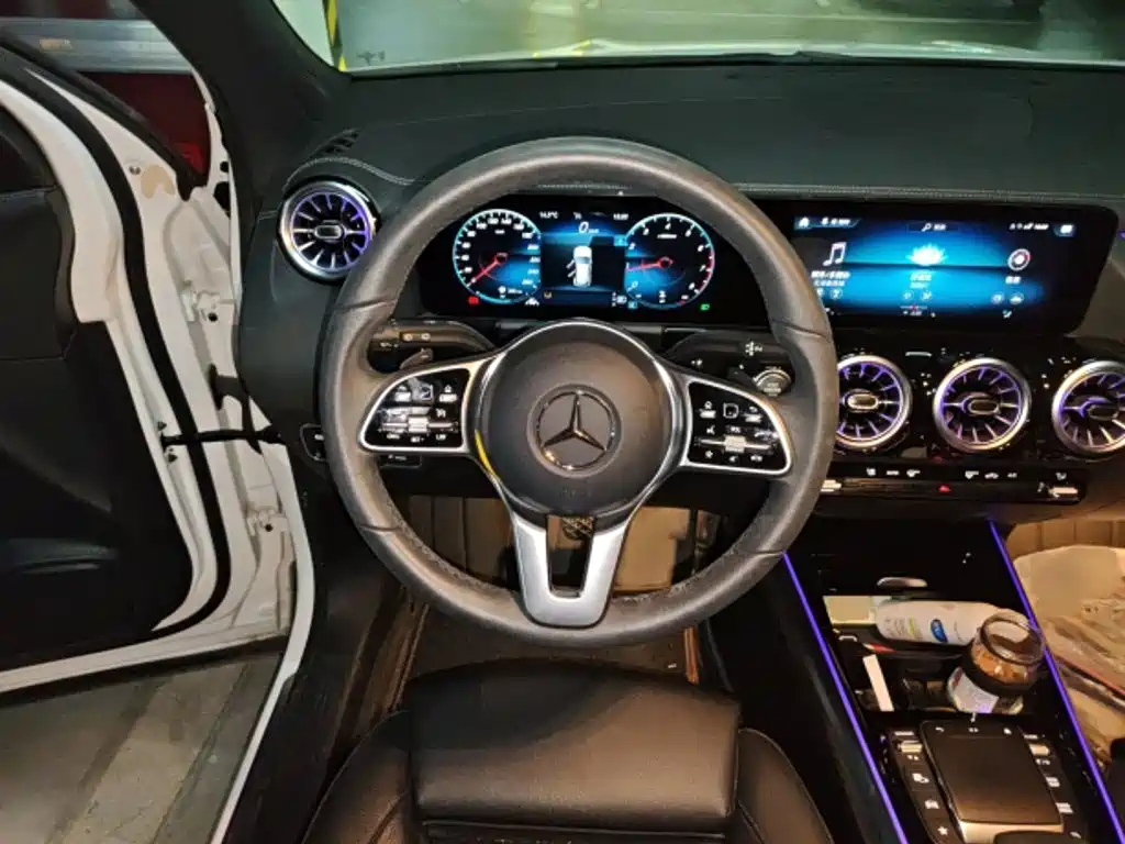 Mercedes-Benz GLA — миниатюра 14