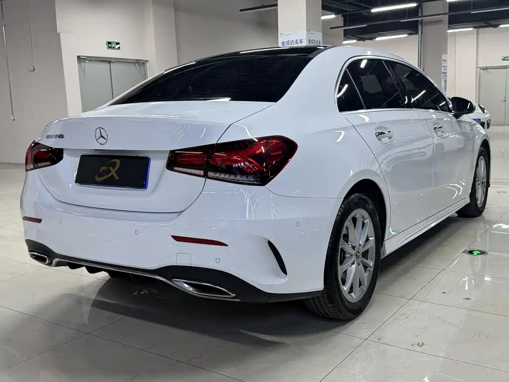 MERCEDES-BENZ A CLASS